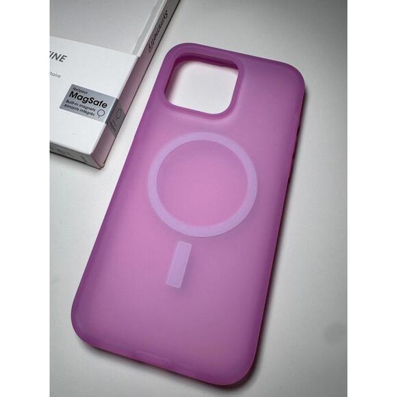 iPhone 15 pro max case - Picture 2 of 4